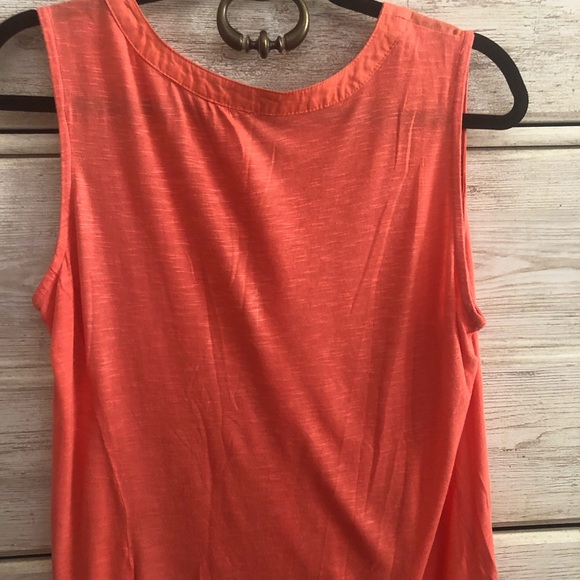 Coral sleeveless top - Picture 2 of 3